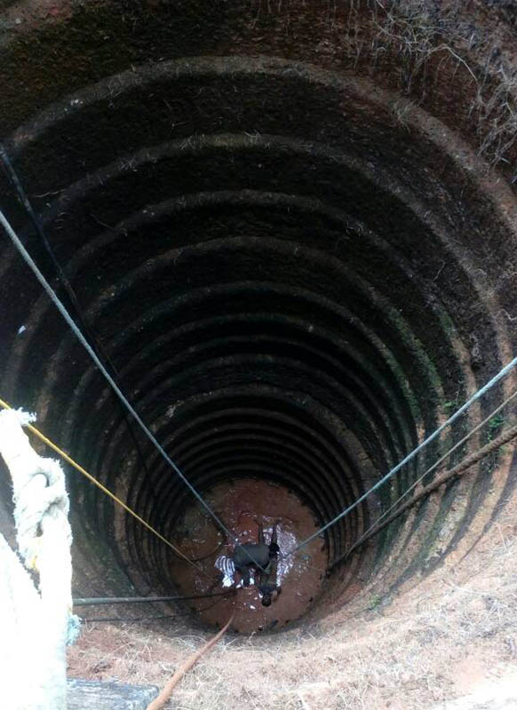 ಬಾವಿಗೆ ಬಿದ್ದ ಕಾರ್ಮಿಕನ ರಕ್ಷಣೆ